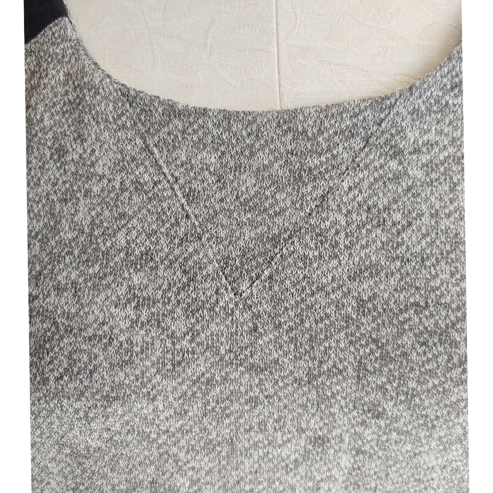 Very J Gray Dress Sleeveless Faux Leather Shoulders Side Pockets Bsck Zip Size L - Picture 8 of 10